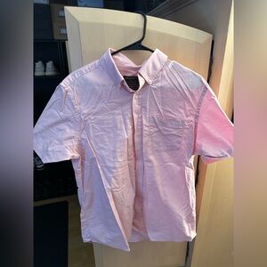 Men’s pink button down shirt